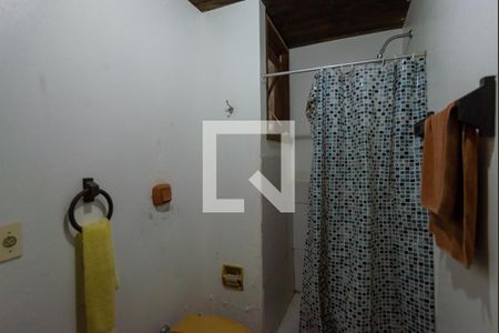 Casa à venda com 2700m², 6 quartos e 2 vagasBanheiro 3