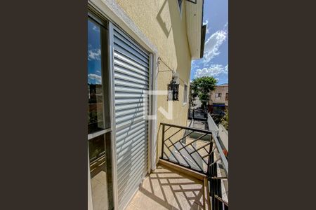 Casa de condomínio à venda com 188m², 3 quartos e 3 vagas Casa de condomínio à venda com 188m², 3 quartos e 3 vagasVaranda da suite