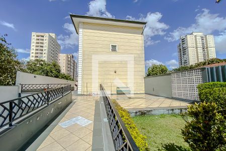 Casa de condomínio à venda com 188m², 3 quartos e 3 vagas Casa de condomínio à venda com 188m², 3 quartos e 3 vagasArea comun