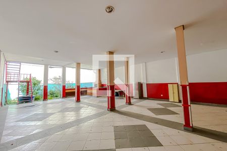 Casa de condomínio à venda com 188m², 3 quartos e 3 vagas Casa de condomínio à venda com 188m², 3 quartos e 3 vagasSalao de festa