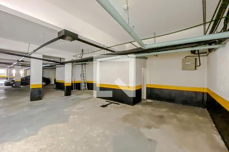 Casa de condomínio à venda com 188m², 3 quartos e 3 vagas Casa de condomínio à venda com 188m², 3 quartos e 3 vagasGaragem