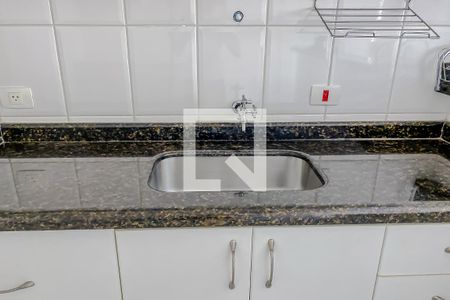 Casa de condomínio à venda com 188m², 3 quartos e 3 vagas Casa de condomínio à venda com 188m², 3 quartos e 3 vagasDetalhe Cozinha