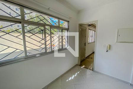 Casa de condomínio à venda com 188m², 3 quartos e 3 vagas Casa de condomínio à venda com 188m², 3 quartos e 3 vagasCozinha