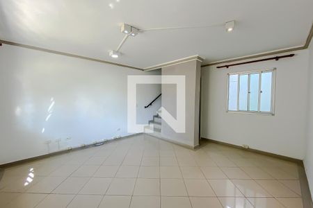 Sala de casa de condomínio à venda com 3 quartos, 160m² em Vila Prudente, São Paulo