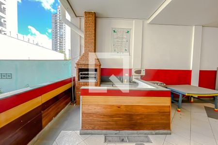 Casa de condomínio à venda com 188m², 3 quartos e 3 vagas Casa de condomínio à venda com 188m², 3 quartos e 3 vagasÁrea comum - Churrasqueira