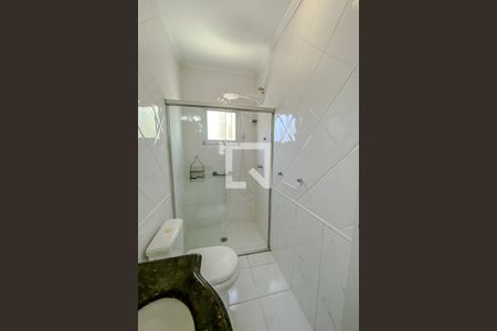 Casa de condomínio à venda com 188m², 3 quartos e 3 vagas Casa de condomínio à venda com 188m², 3 quartos e 3 vagasBanheiro da Suite