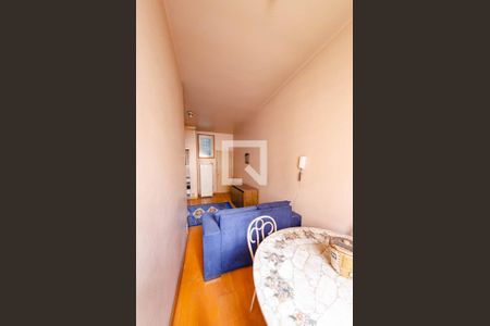 Sala de apartamento para alugar com 2 quartos, 45m² em Centro, Belo Horizonte