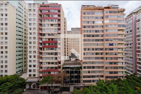 Vista de apartamento para alugar com 2 quartos, 45m² em Centro, Belo Horizonte