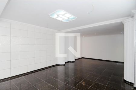 Casa à venda com 274m², 3 quartos e 3 vagasSalão de Festas