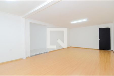 Casa à venda com 274m², 3 quartos e 3 vagasQuarto 3 - Suíte