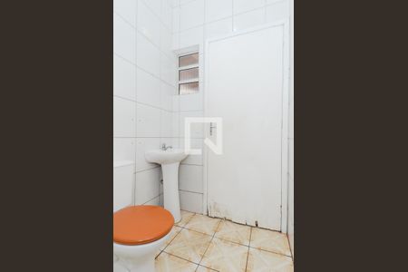 Casa à venda com 274m², 3 quartos e 3 vagasBanheiro de Serviço