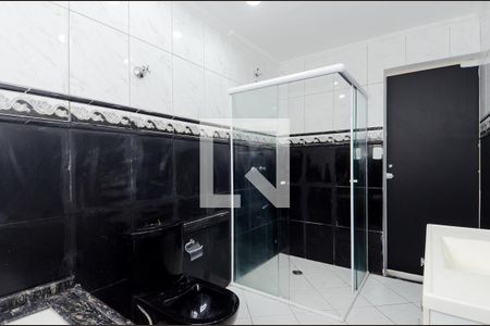 Casa à venda com 274m², 3 quartos e 3 vagasBanheiro da Suíte