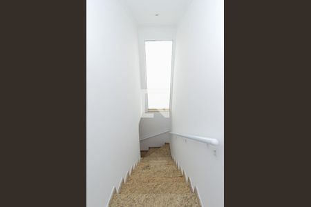 Casa à venda com 274m², 3 quartos e 3 vagasEscada da Sala