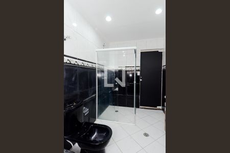 Casa à venda com 274m², 3 quartos e 3 vagasBanheiro da Suíte