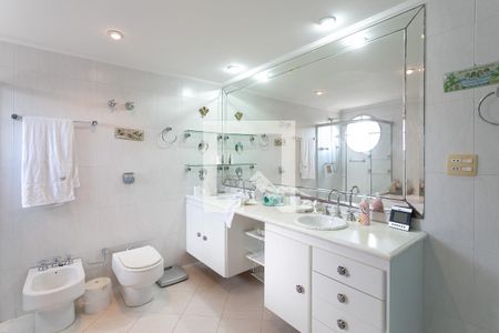 Apartamento à venda com 166m², 4 quartos e 1 vaga Banheiro da Suite