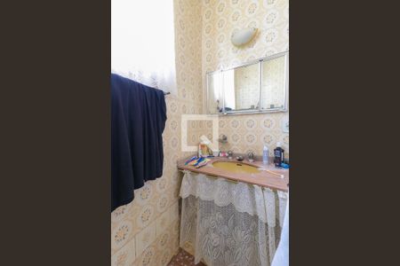 Casa à venda com 440m², 4 quartos e 10 vagasBanheiro Social