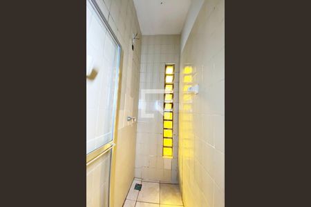 Casa à venda com 269m², 3 quartos e 1 vagaBanheiro 2