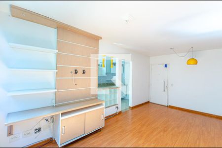 Sala de apartamento para alugar com 2 quartos, 72m² em Ingá, Niterói