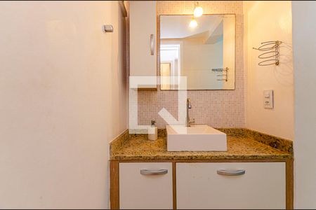 Banheiro de apartamento para alugar com 2 quartos, 72m² em Ingá, Niterói