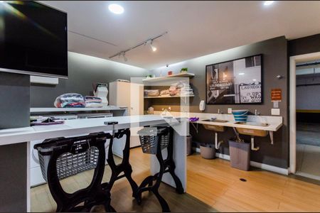 Apartamento para alugar com 80m², 2 quartos e 1 vaga Apartamento para alugar com 80m², 2 quartos e 1 vagaLavanderia