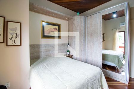 Casa à venda com 268m², 3 quartos e 3 vagasQuarto 2