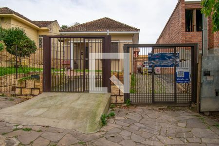 Casa à venda com 268m², 3 quartos e 3 vagasFachada