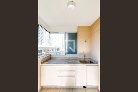 Apartamento para alugar com 45m², 1 quarto e 1 vagaVaranda