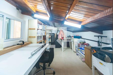 Casa à venda com 340m², 4 quartos e 3 vagasQuarto de Serviço