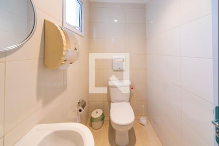 Casa à venda com 340m², 4 quartos e 3 vagasBanheiro da Cobertura 