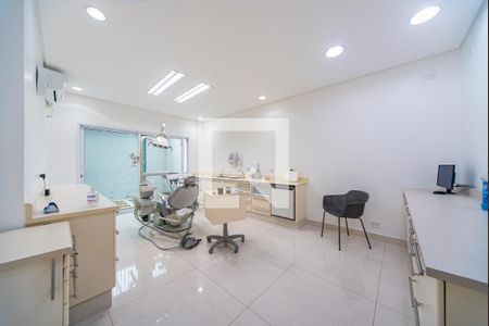 Casa à venda com 340m², 4 quartos e 3 vagasQuarto 2