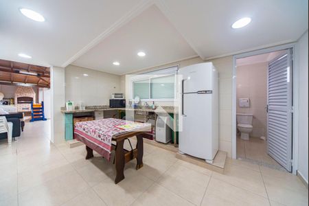 Casa à venda com 340m², 4 quartos e 3 vagasCozinha da Cobertura 