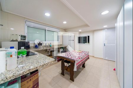 Casa à venda com 340m², 4 quartos e 3 vagasCozinha da Cobertura 