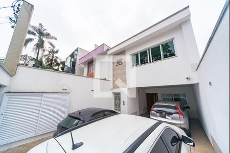 Casa à venda com 340m², 4 quartos e 3 vagasGaragem