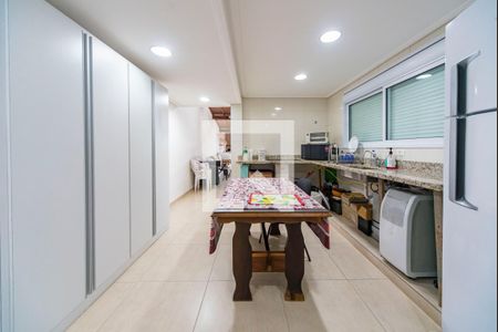 Casa à venda com 340m², 4 quartos e 3 vagasCozinha da Cobertura 