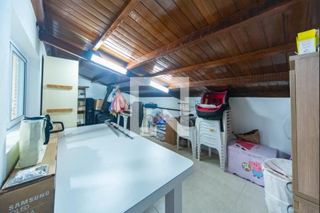 Casa à venda com 340m², 4 quartos e 3 vagasQuarto de Serviço