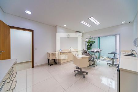 Casa à venda com 340m², 4 quartos e 3 vagasQuarto 2