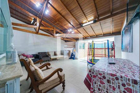 Casa à venda com 340m², 4 quartos e 3 vagasCobertura 