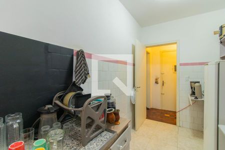 Apartamento à venda com 74m², 2 quartos e sem vagaCozinha e Área de Serviço