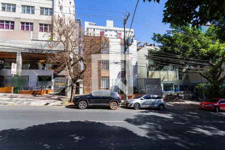 Apartamento para alugar com 220m², 4 quartos e 1 vagaFachada