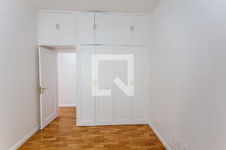 Apartamento para alugar com 220m², 4 quartos e 1 vagaArmário do Quarto 3
