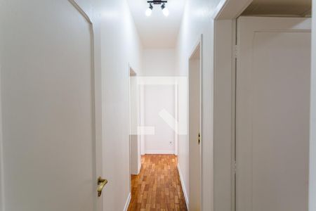 Corredor de apartamento para alugar com 4 quartos, 220m² em Santa Efigênia, Belo Horizonte