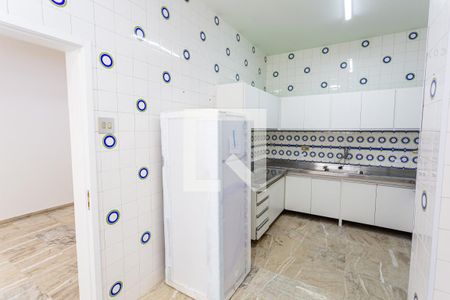 Apartamento para alugar com 220m², 4 quartos e 1 vagaCozinha