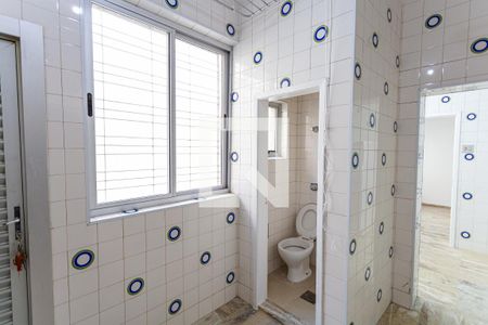 Apartamento para alugar com 220m², 4 quartos e 1 vagaÁrea de Serviço