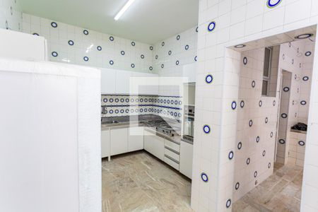 Apartamento para alugar com 220m², 4 quartos e 1 vagaCozinha