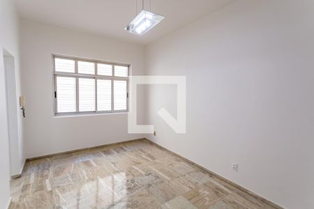 Apartamento para alugar com 220m², 4 quartos e 1 vagaCopa