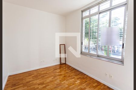 Apartamento para alugar com 220m², 4 quartos e 1 vagaQuarto 2
