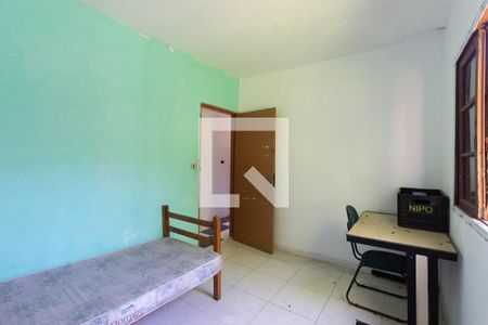 Casa à venda com 180m², 3 quartos e 3 vagas Casa à venda com 180m², 3 quartos e 3 vagasQuarto 2