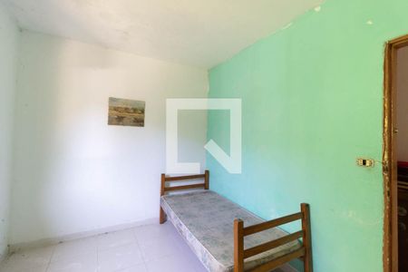 Casa à venda com 180m², 3 quartos e 3 vagas Casa à venda com 180m², 3 quartos e 3 vagasQuarto 2