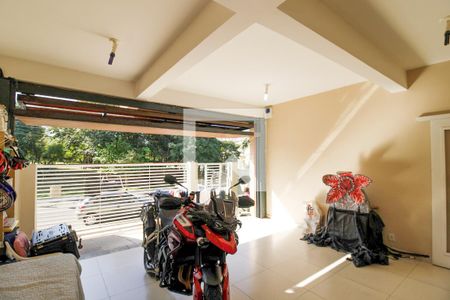 Casa à venda com 279m², 3 quartos e 4 vagasGaragem