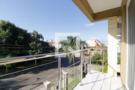 Casa à venda com 279m², 3 quartos e 4 vagasSuíte 1 - varanda